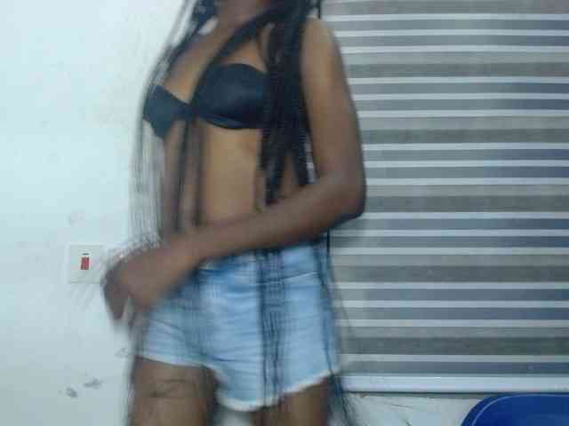 Cherryxxpussy webcam