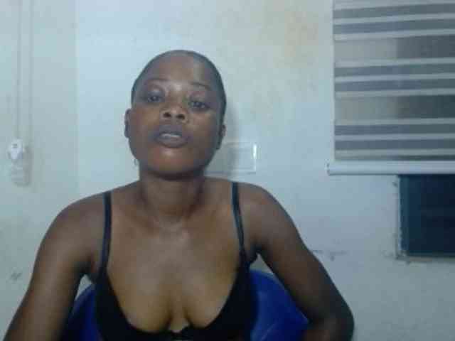 Cherryxxpussy webcam