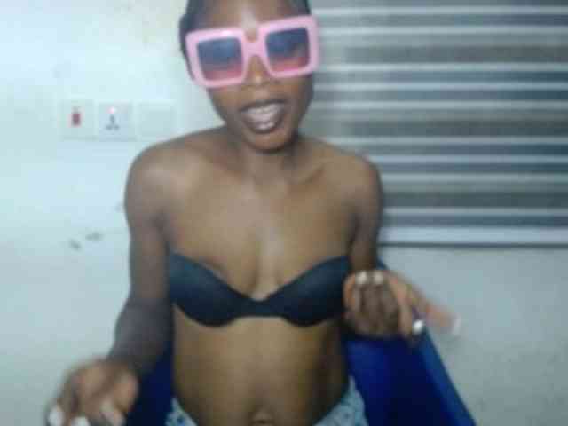 Cherryxxpussy webcam