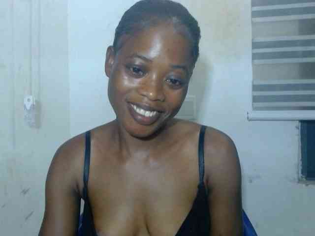 Cherryxxpussy Live Webcam on BongaCams