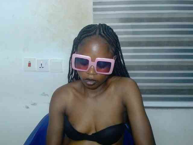 Cherryxxpussy webcam