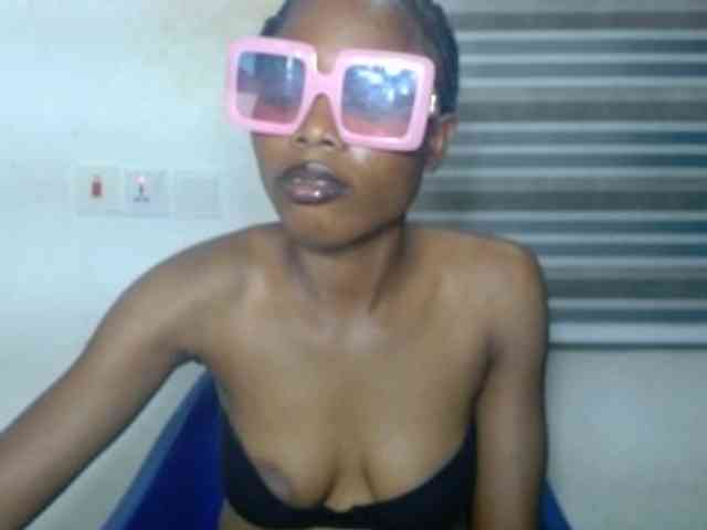 Cherryxxpussy webcam