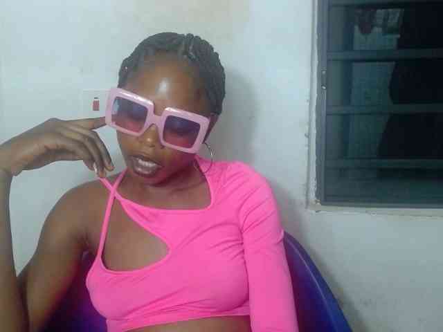 Cherryxxpussy webcam