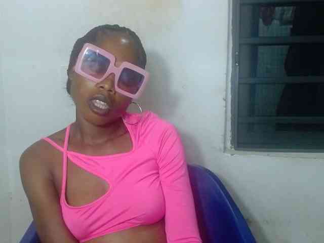 Cherryxxpussy webcam