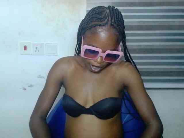 Cherryxxpussy webcam