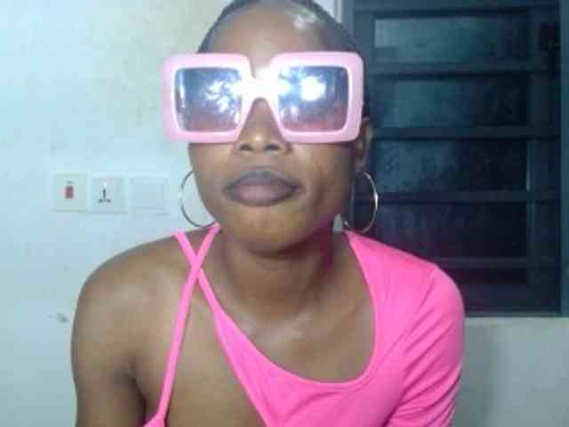 Cherryxxpussy webcam