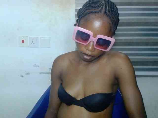 Cherryxxpussy webcam
