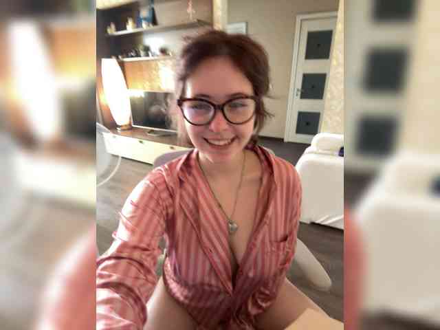 Lily-Noris Sex Cam Show