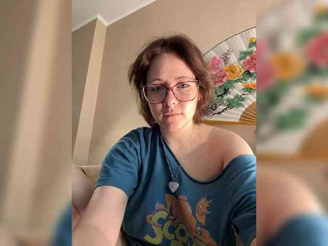 Lily-Noris Sex Cam Show