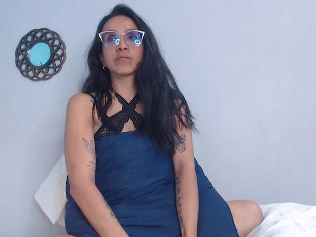 CamillaEvanss6 live cam on BongaCams