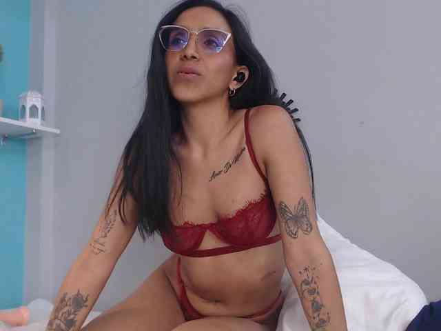 CamillaEvanss6 webcam