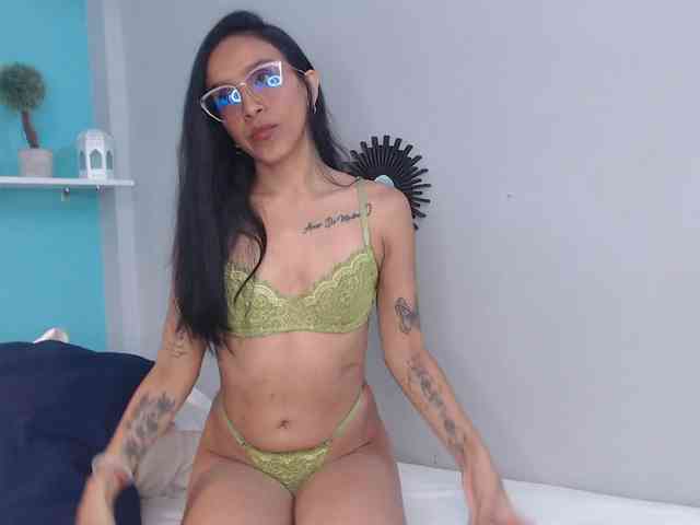 CamillaEvanss6 webcam