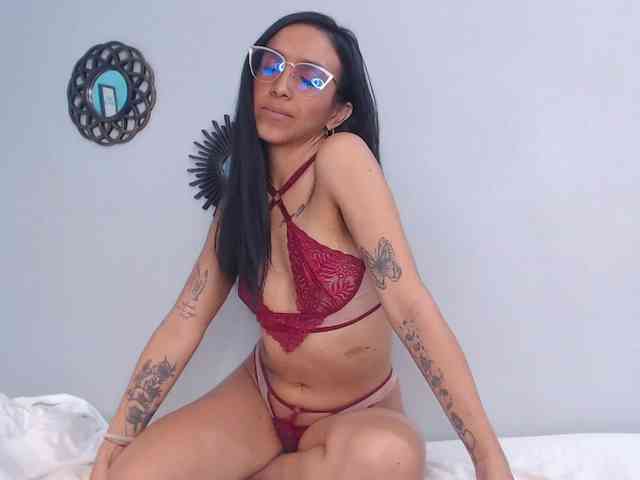 CamillaEvanss6 webcam