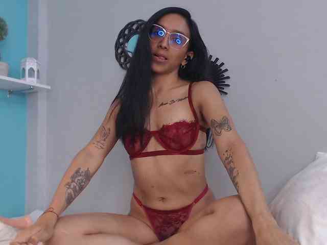 CamillaEvanss6 webcam