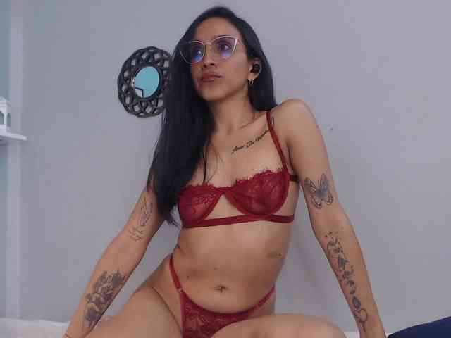 CamillaEvanss6 webcam
