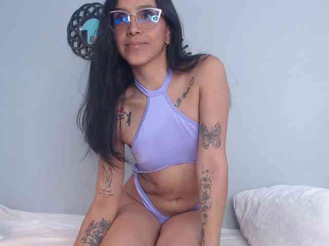 CamillaEvanss6 webcam