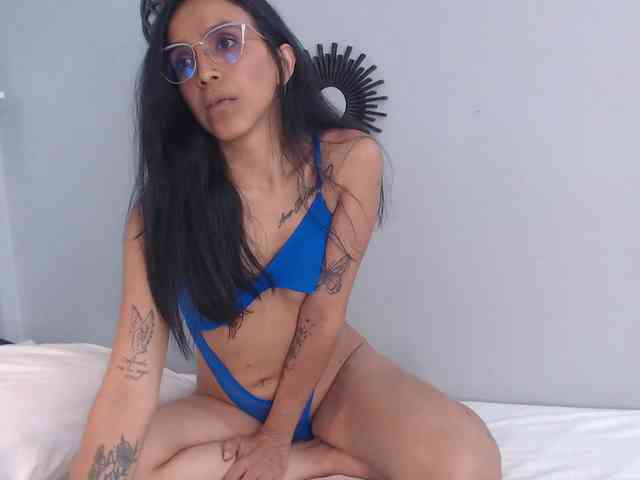 CamillaEvanss6 webcam