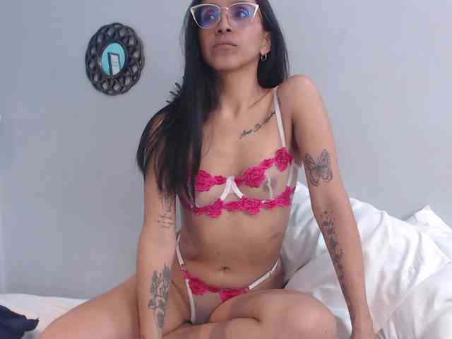 CamillaEvanss6 webcam