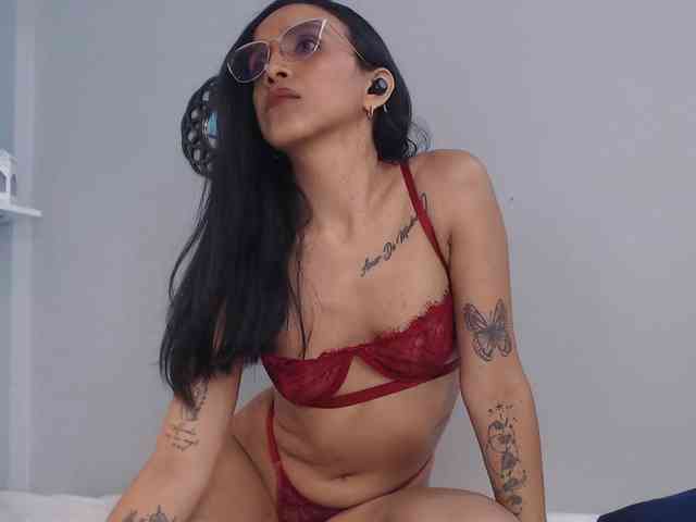 CamillaEvanss6 webcam