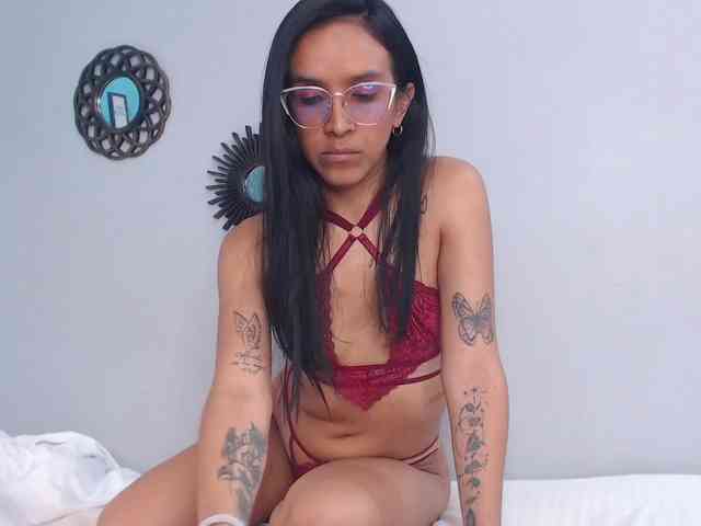 CamillaEvanss6 webcam