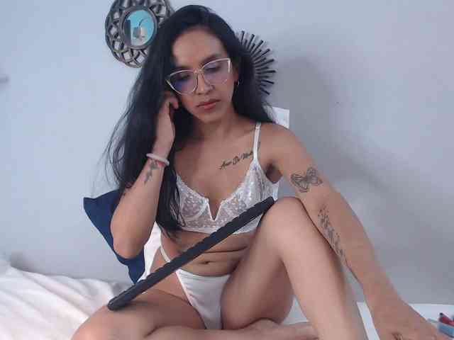 CamillaEvanss6 webcam