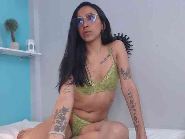 CamillaEvanss6 webcam