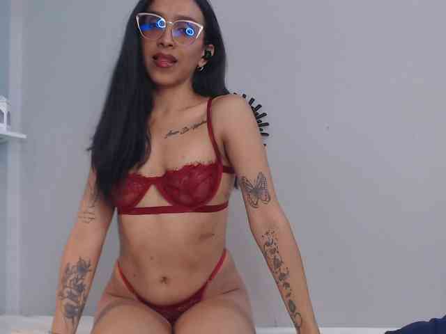 CamillaEvanss6 webcam