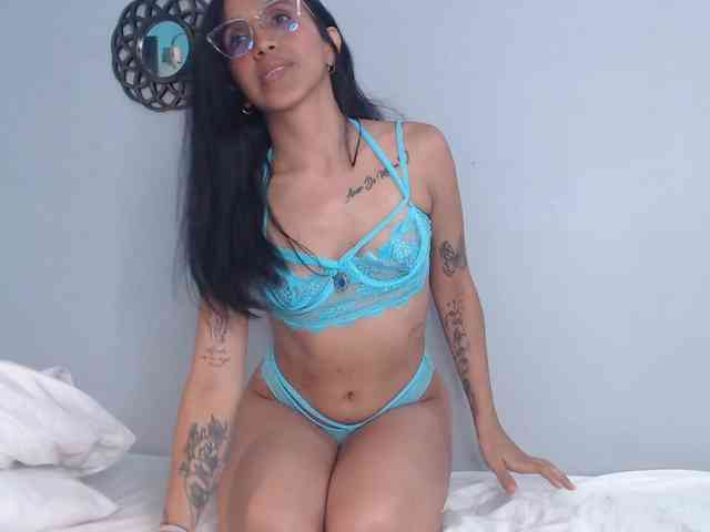 CamillaEvanss6 webcam