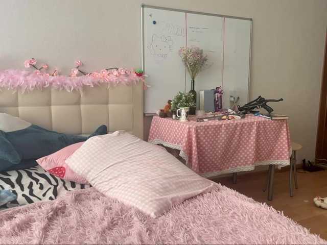 sexycute18 live cam on BongaCams