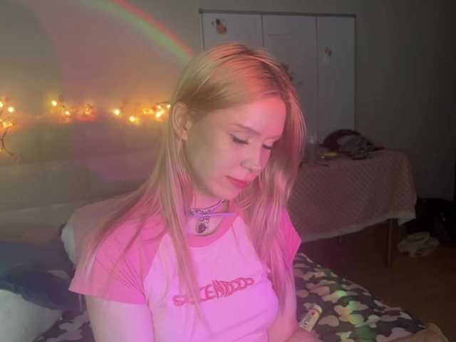 sexycute18 live cam on BongaCams