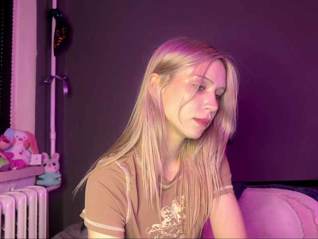 sexycute18 live cam on BongaCams
