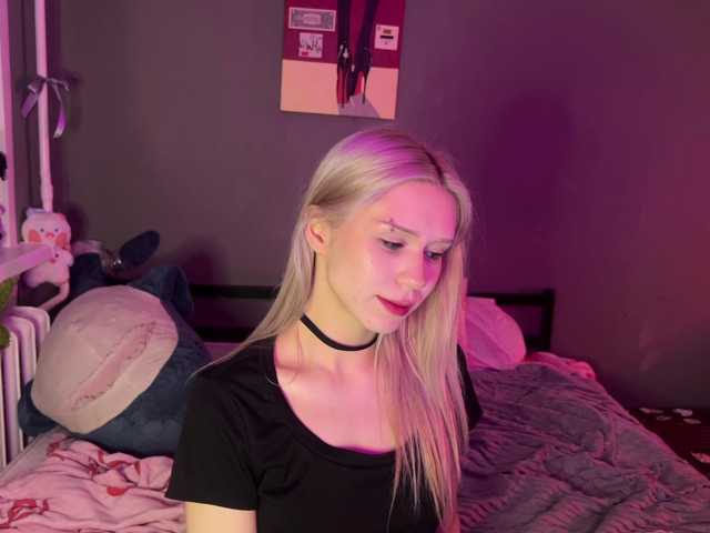 sexycute18 live cam on BongaCams