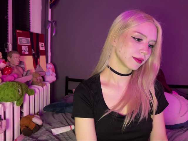 sexycute18 live cam preview