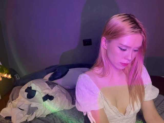 sexycute18 live cam on BongaCams