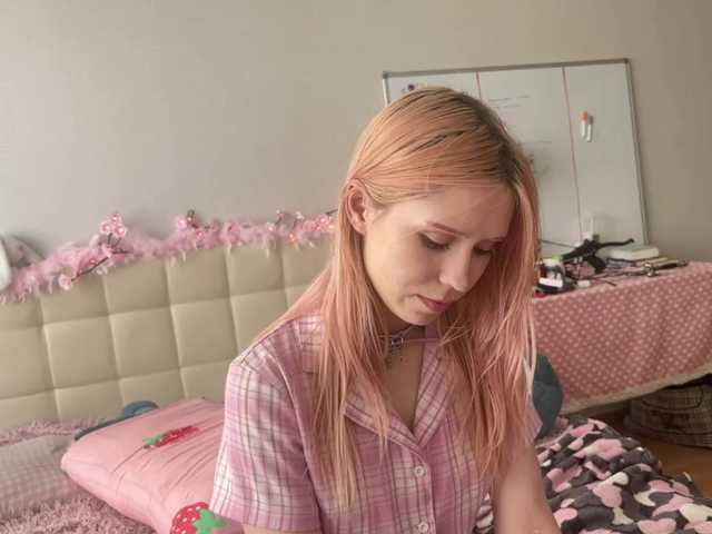 sexycute18 live cam on BongaCams
