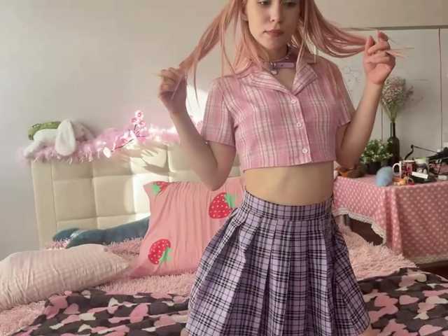 sexycute18 live cam on BongaCams