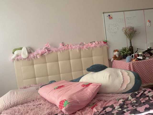 sexycute18 live cam on BongaCams