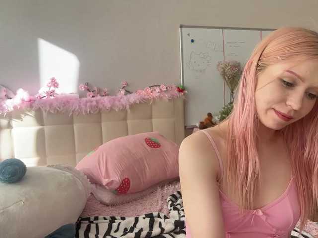 sexycute18 live cam on BongaCams