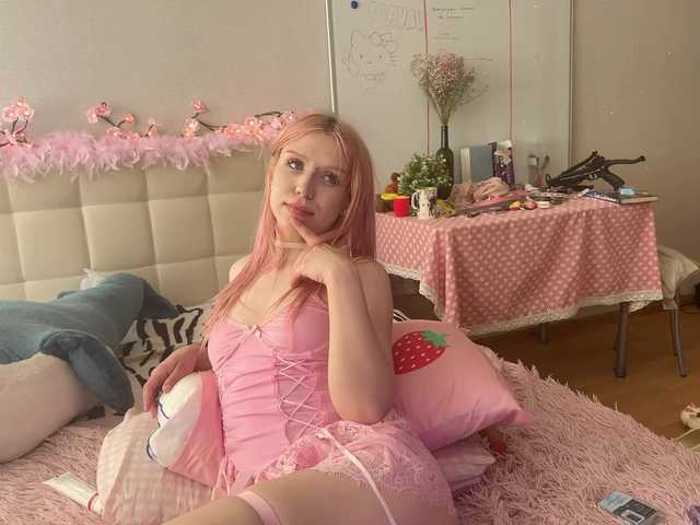 sexycute18 live cam on BongaCams