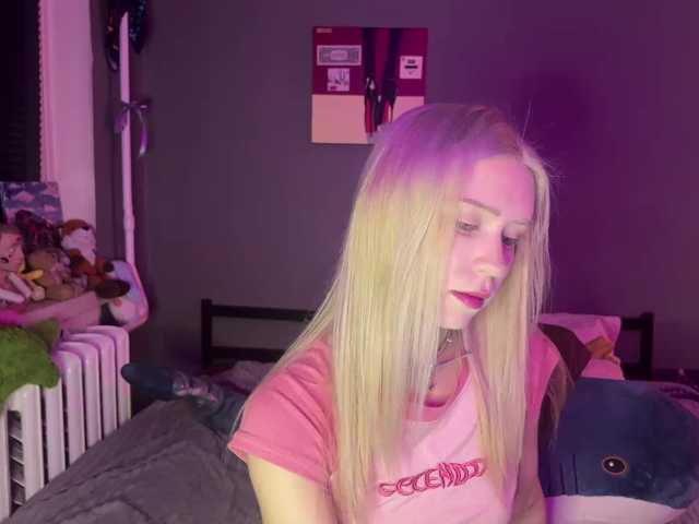 sexycute18 live cam on BongaCams