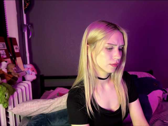 sexycute18 live cam on BongaCams