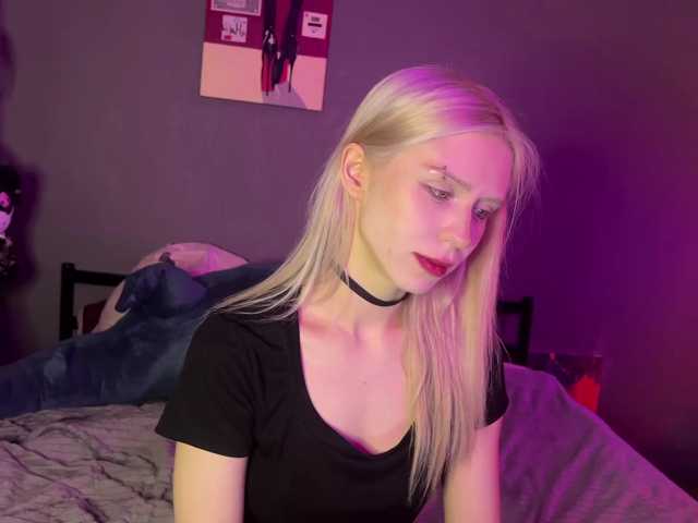sexycute18 live cam on BongaCams