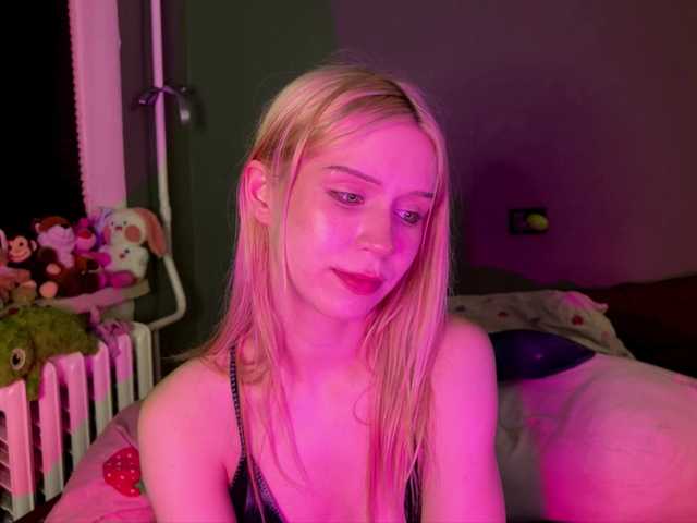 sexycute18 live cam on BongaCams