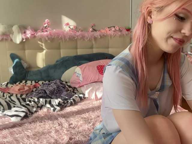 sexycute18 live cam on BongaCams