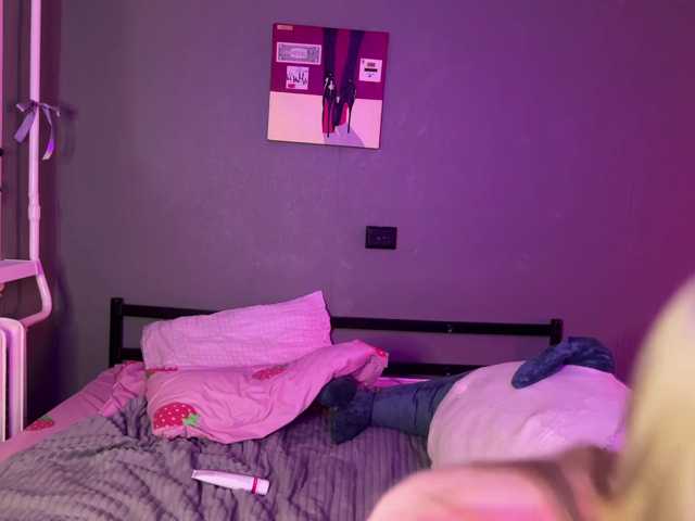 sexycute18 live cam on BongaCams