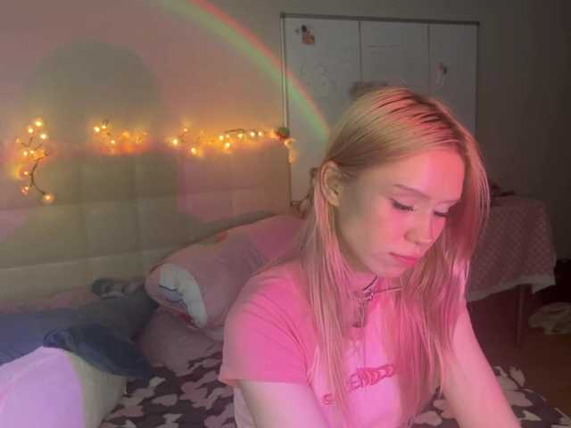 sexycute18 live cam on BongaCams