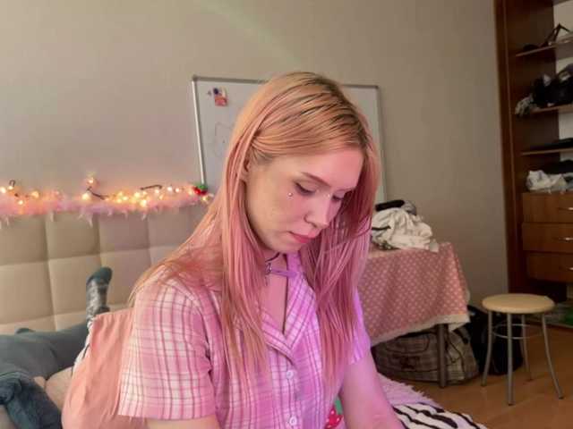 sexycute18 live cam on BongaCams