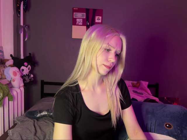 sexycute18 live cam on BongaCams