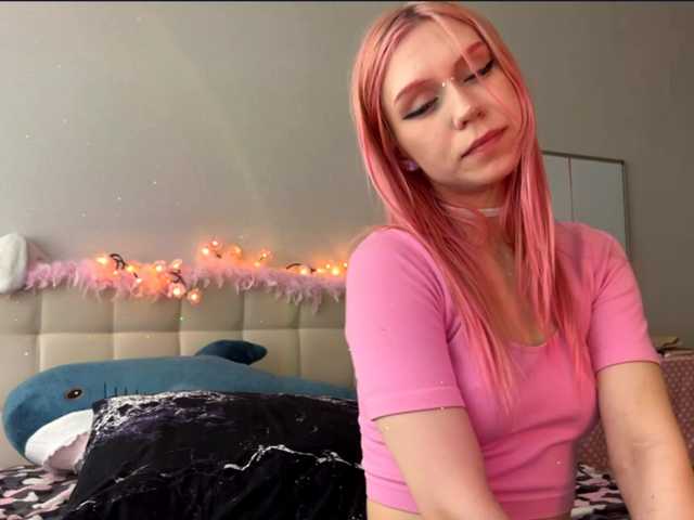sexycute18 live cam on BongaCams
