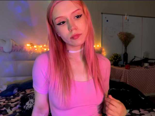 sexycute18 live cam on BongaCams